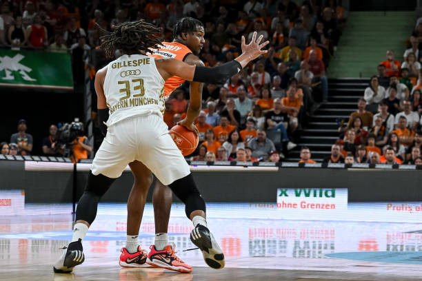 表现鼓舞了 表现鼓舞了